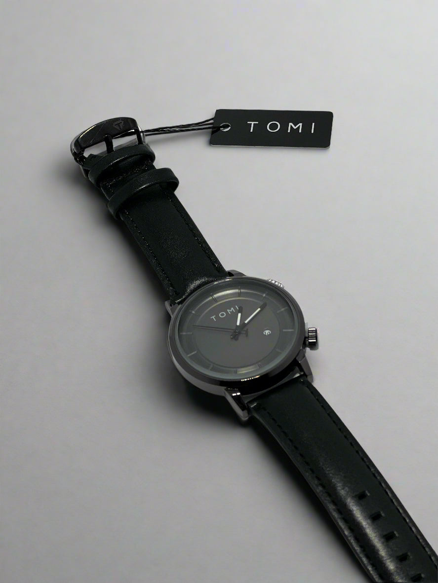 TOMI™ Minimalist Black Leather Watch