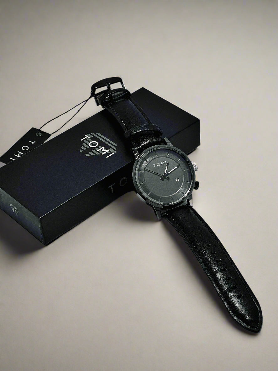 TOMI™ Minimalist Black Leather Watch